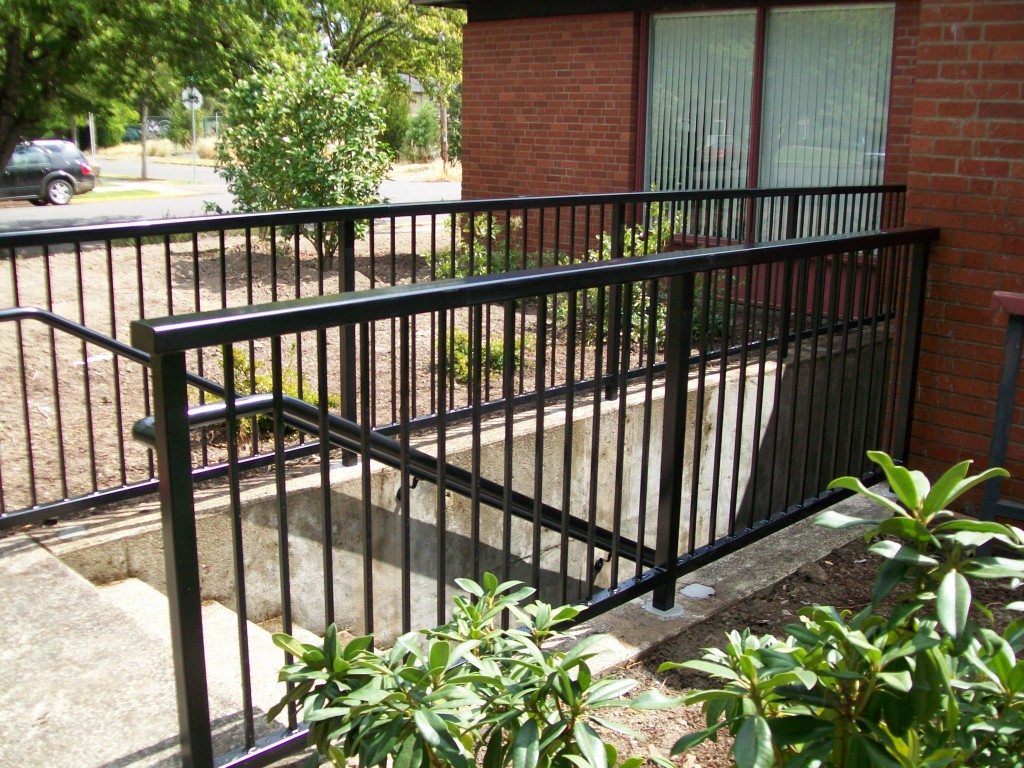 fence safety rails